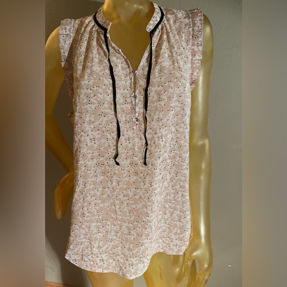 H&M NWT Women’s size 14 sleeveless blouse - Picture 2 of 6